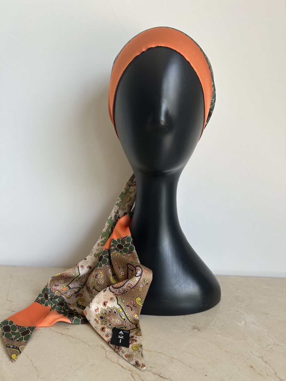 Foulard MOA